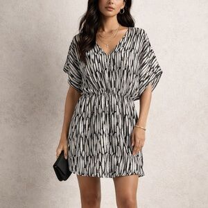 Express printed metallic dolman empire tunic/ dress ❤️